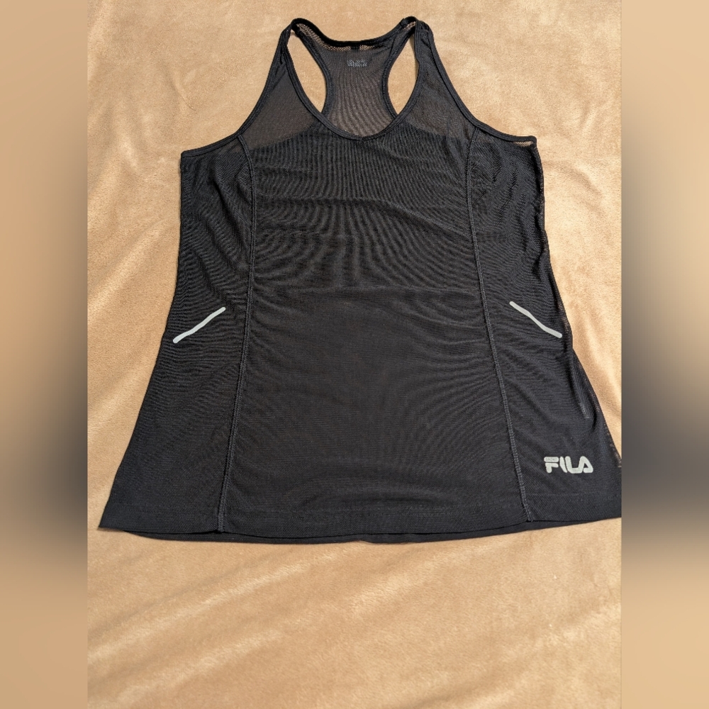 Fila® Women's Light Mesh Black Tank Dry Fabric With Night Reflection Print